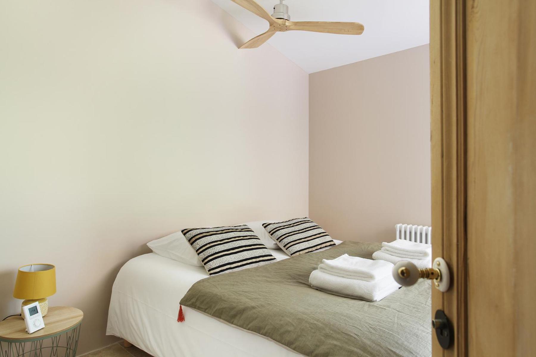 Hotel Domaine Les Petites Vaines Goult Habitación foto