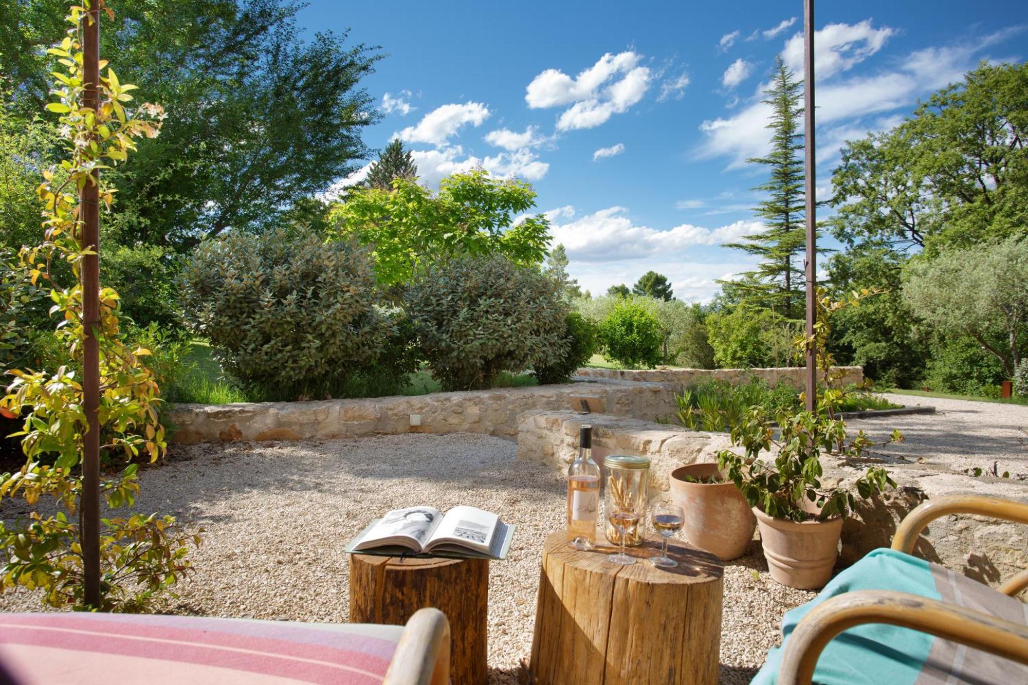 Hotel Domaine Les Petites Vaines Goult Habitación foto